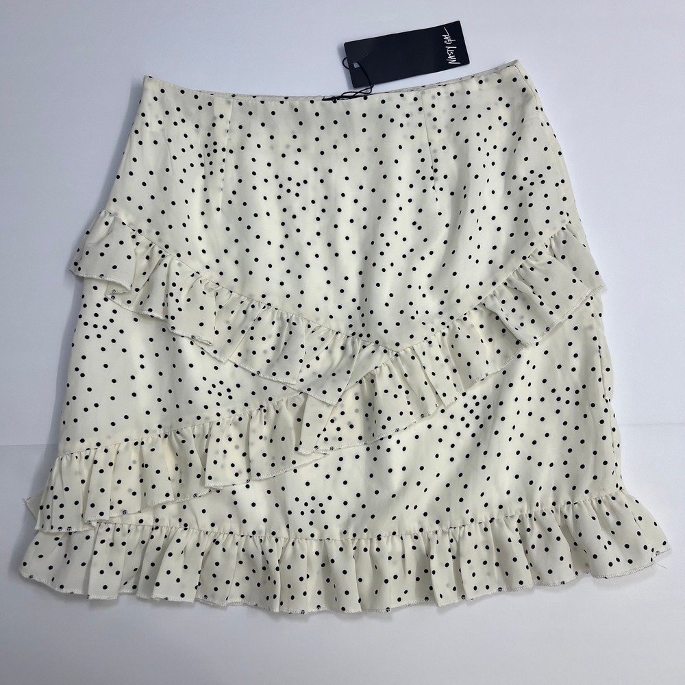 Nasty Gal Polka Dot Ruffle Hem Mini Skirt Size 4 White Black Tiered Flounce NWT